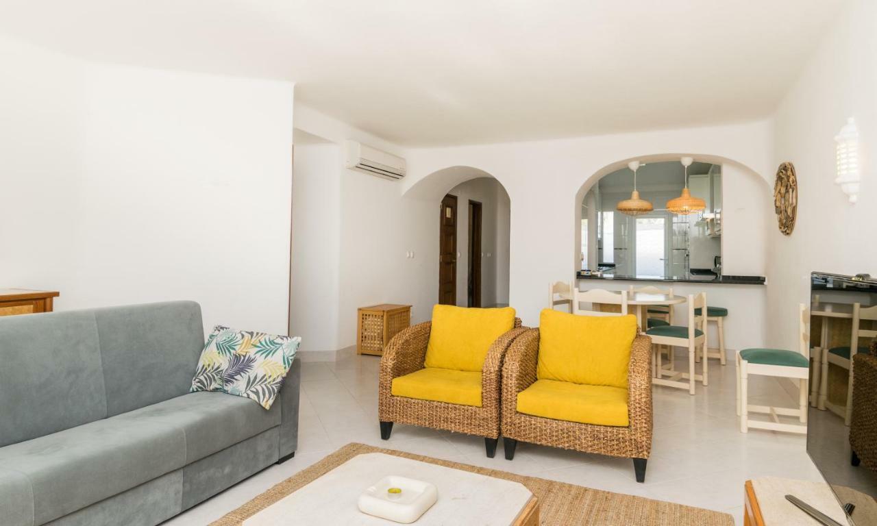 Great S.Rafael Aprt. Walking Distance To The Beach Albufeira Esterno foto